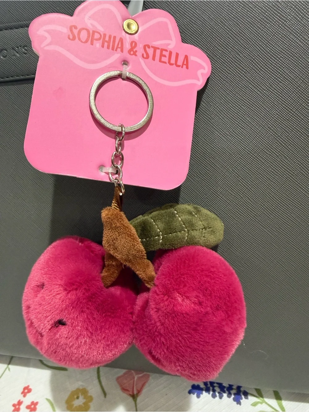 Keychain Cherry 🍒 NWT